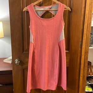 Columbia womens dress Small